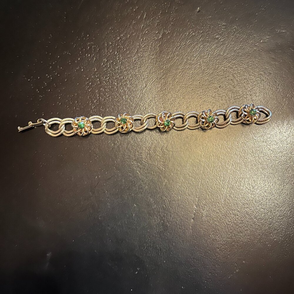 Vintage Gold tone Link Bracelet with Flowers and Green stones